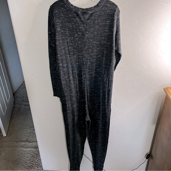 Volcom Lived In Long Jam Jams Heathered Romper - Picture 11 of 13